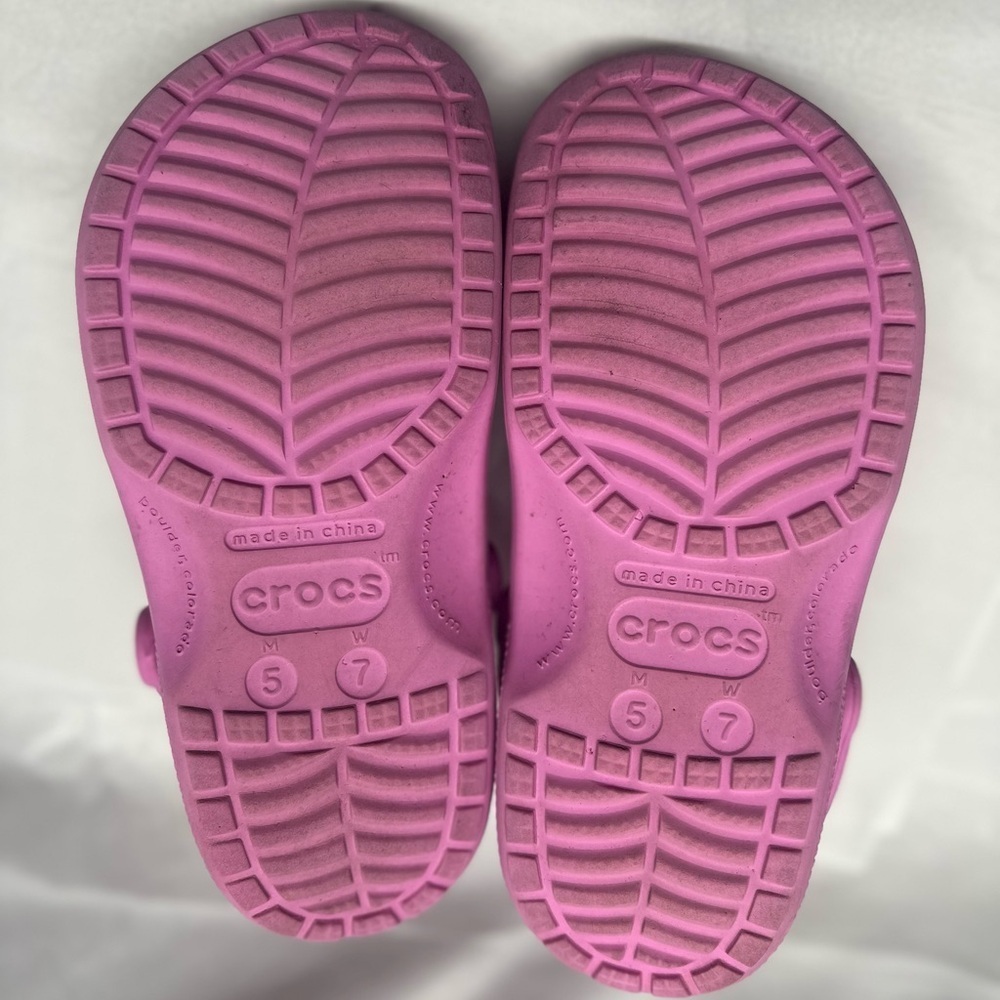 Crocs Classic Clog Sz: M:5/W:7 Taffy Bubble gum Ballerina Pink Lightweight. - Picture 5 of 8